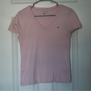 TOMMY HILFIGER Women’s Short Sleeve Fitted V-Neck T-shirt